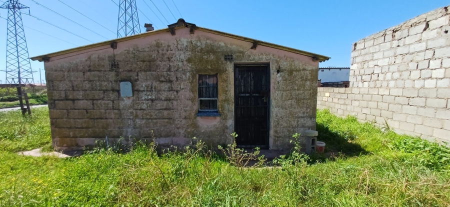 2 Bedroom Property for Sale in Kwazakhele Eastern Cape